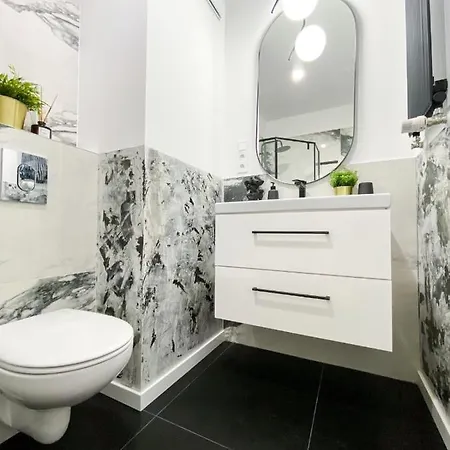 Апартаменти Family Zwierzyniecka Познань